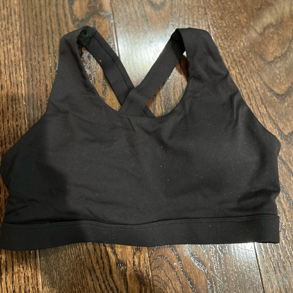 Black Cross Back Sports Bra